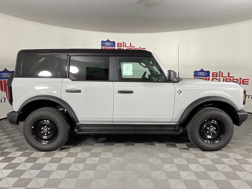 New 2026 Ford Bronco Outer Banks AWD/4WD image 2