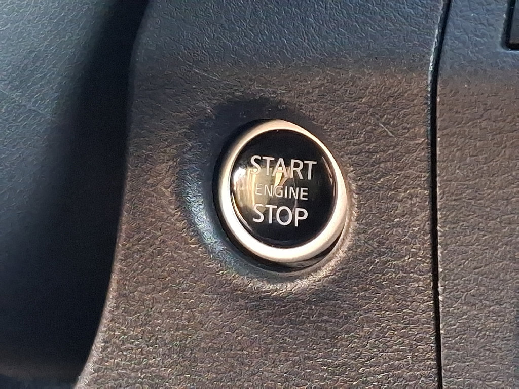 Certified 2025 Nissan Frontier PRO-4X AWD/4WD image 23