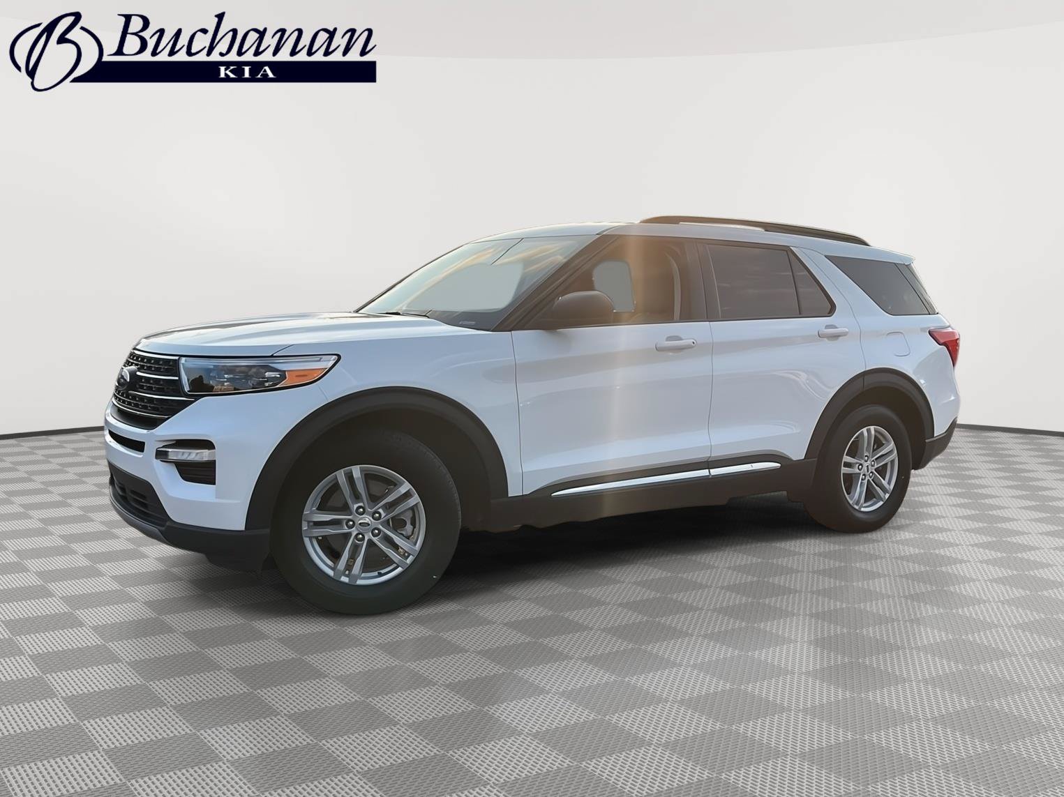 Used 2024 Ford Explorer XLT w/ Equipment Group 202A RWD video 1