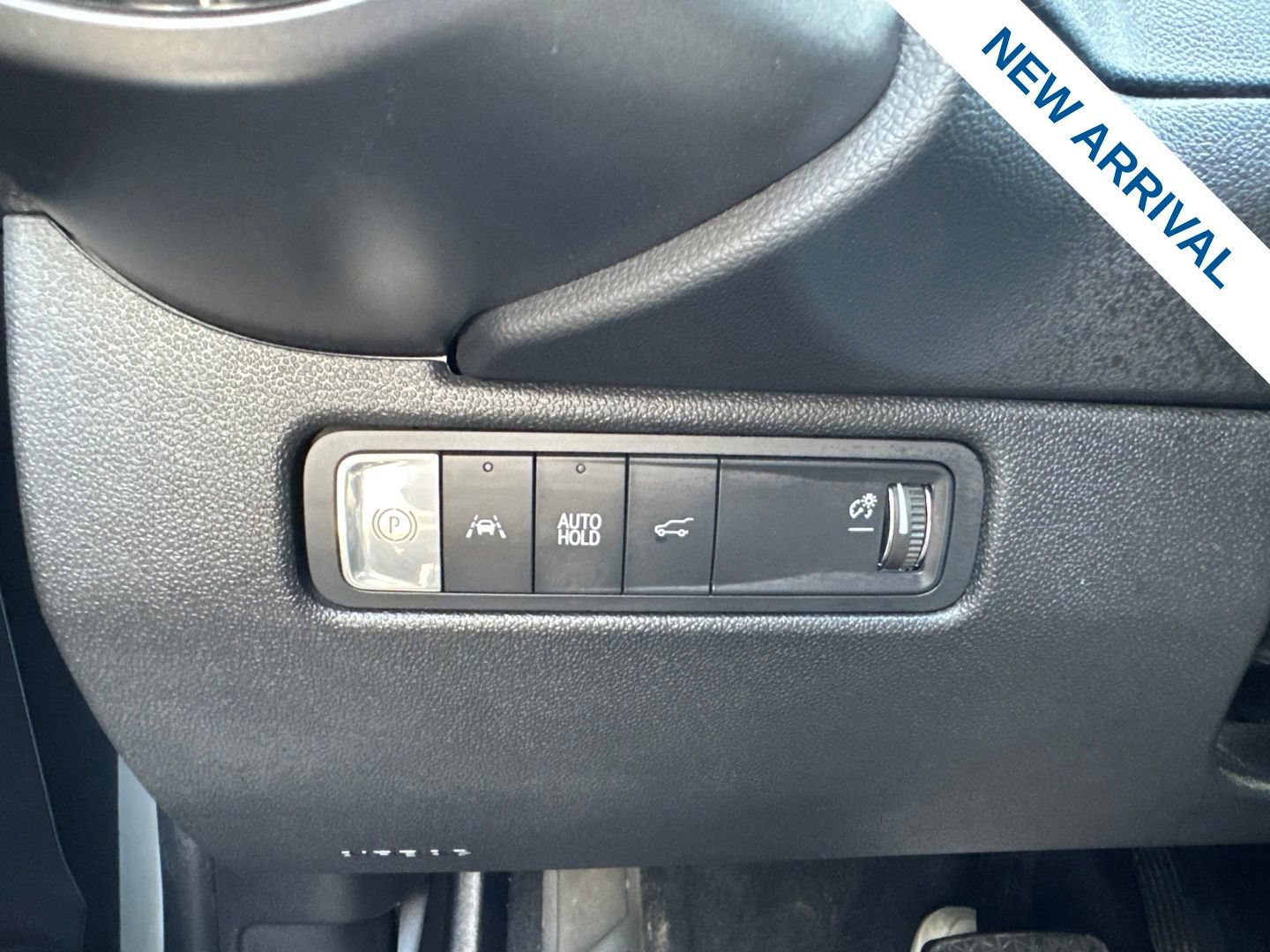 Used 2024 Chevrolet Equinox EV RS FWD image 19