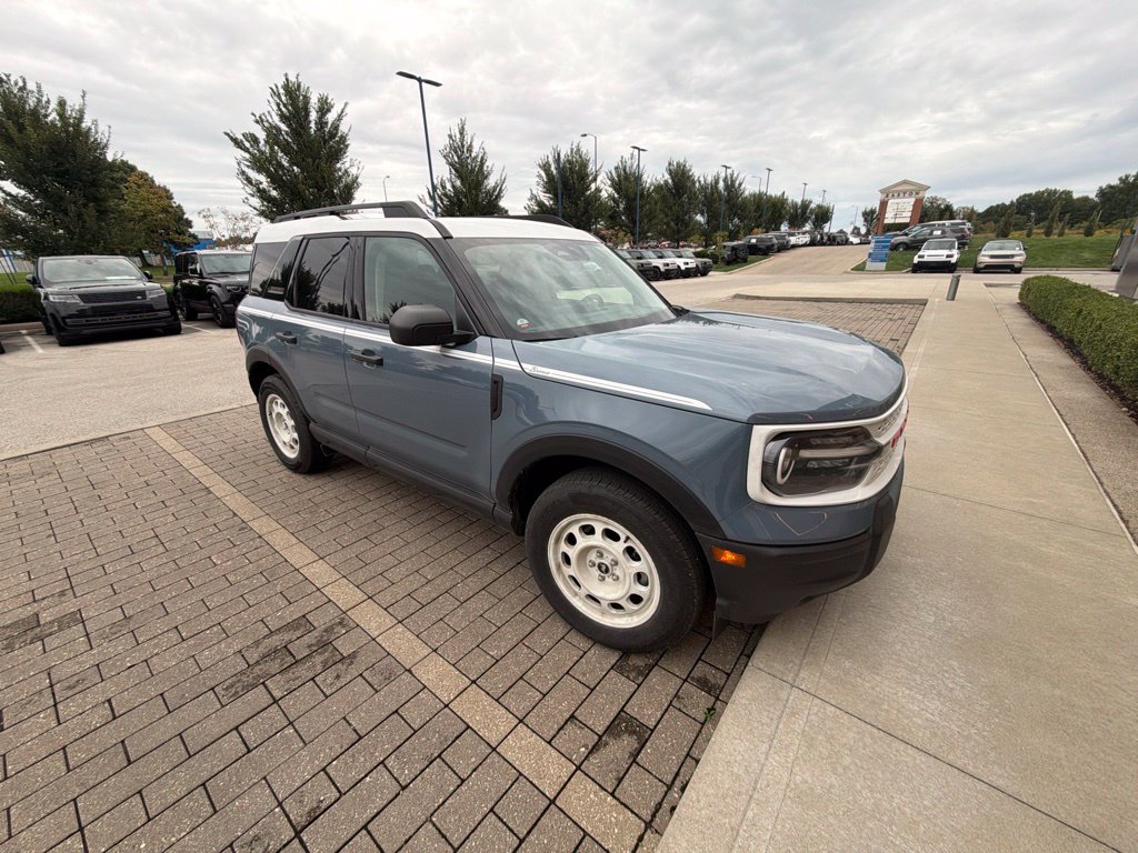 Used 2025 Ford Bronco Sport Heritage w/ Convenience Package AWD/4WD image 3