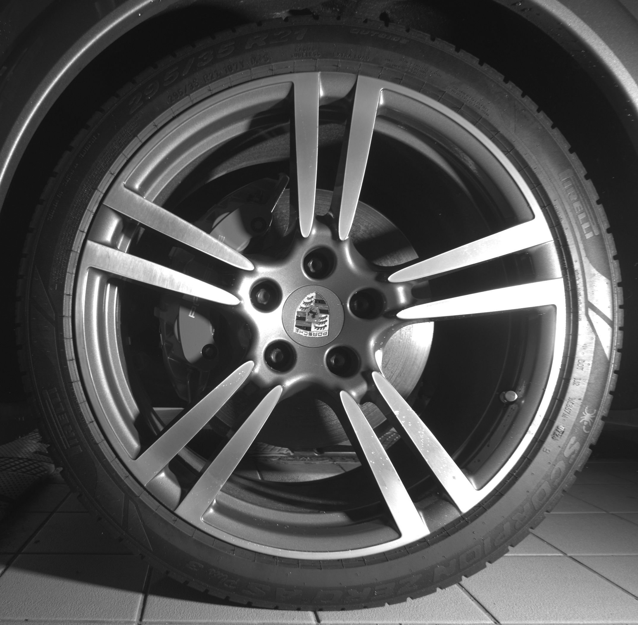 Used 2013 Porsche Cayenne GTS AWD/4WD image 16