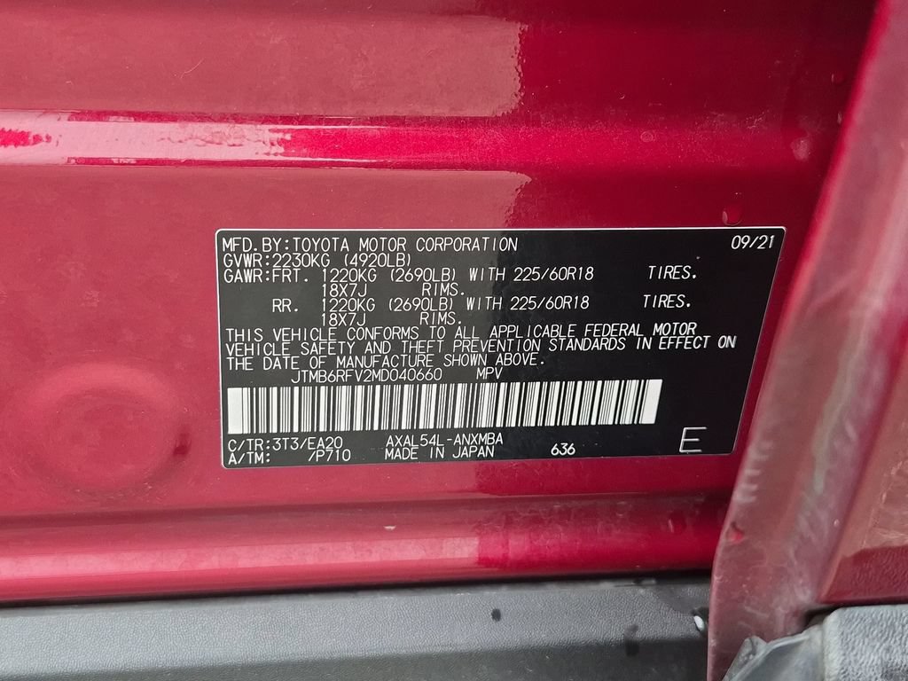 Used 2021 Toyota RAV4 XLE Premium AWD/4WD image 21