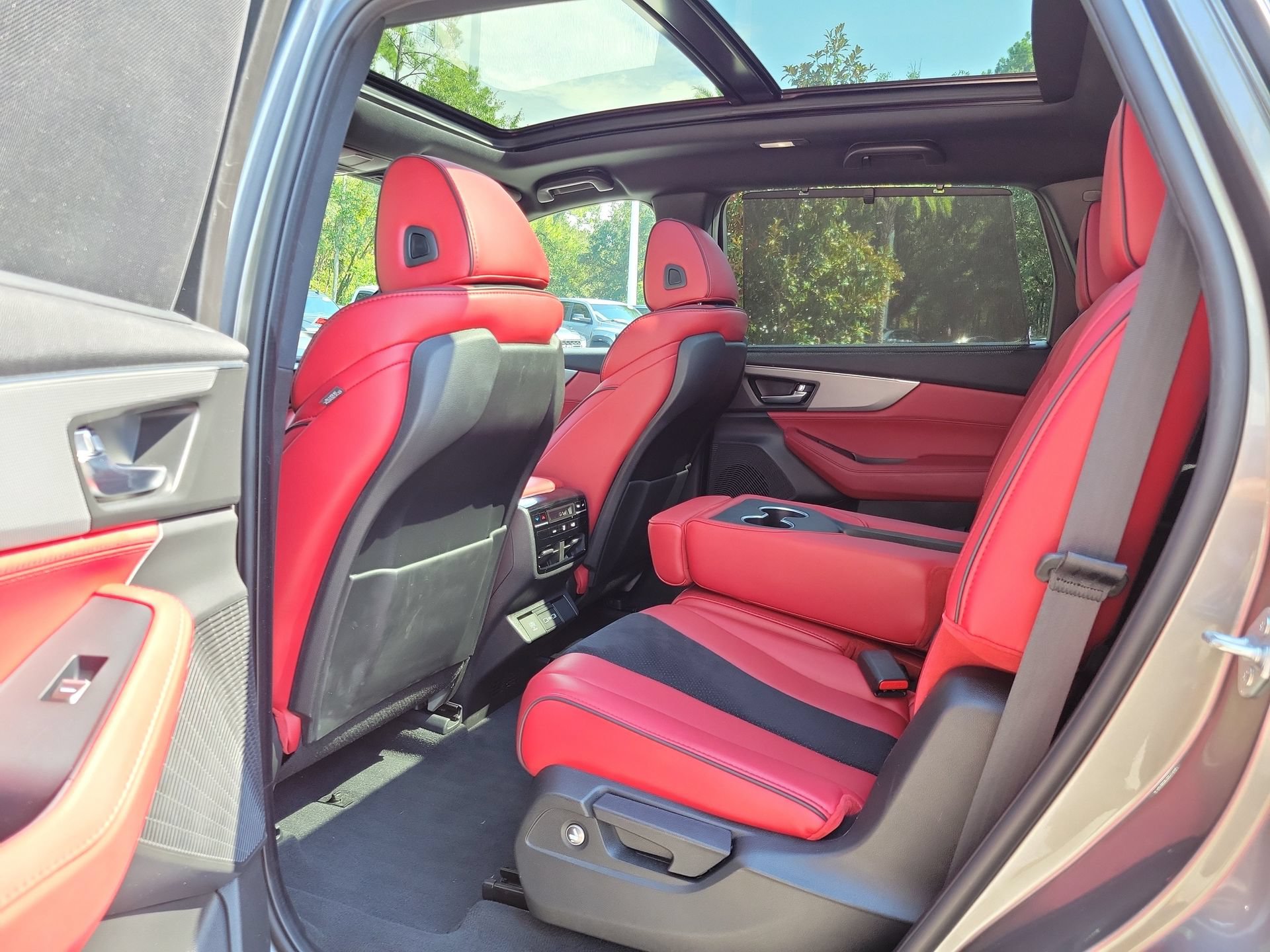 Used 2023 Acura MDX A-Spec AWD/4WD image 18