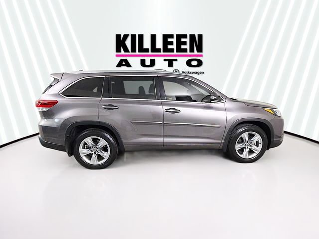 Used 2017 Toyota Highlander Limited image 8
