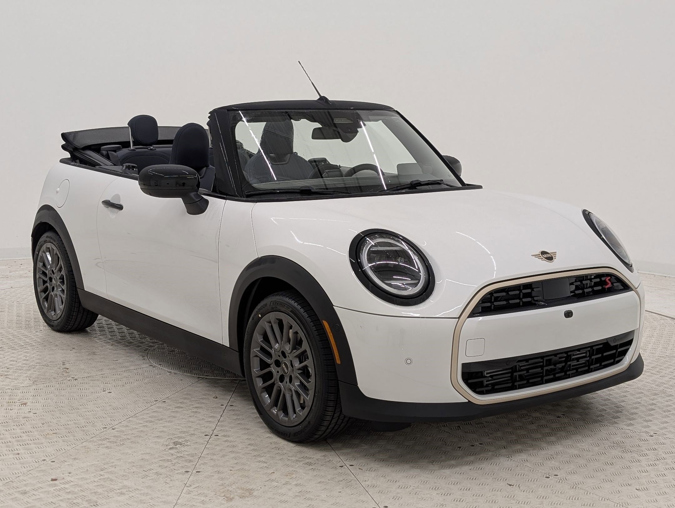 New 2026 MINI Cooper S image 6