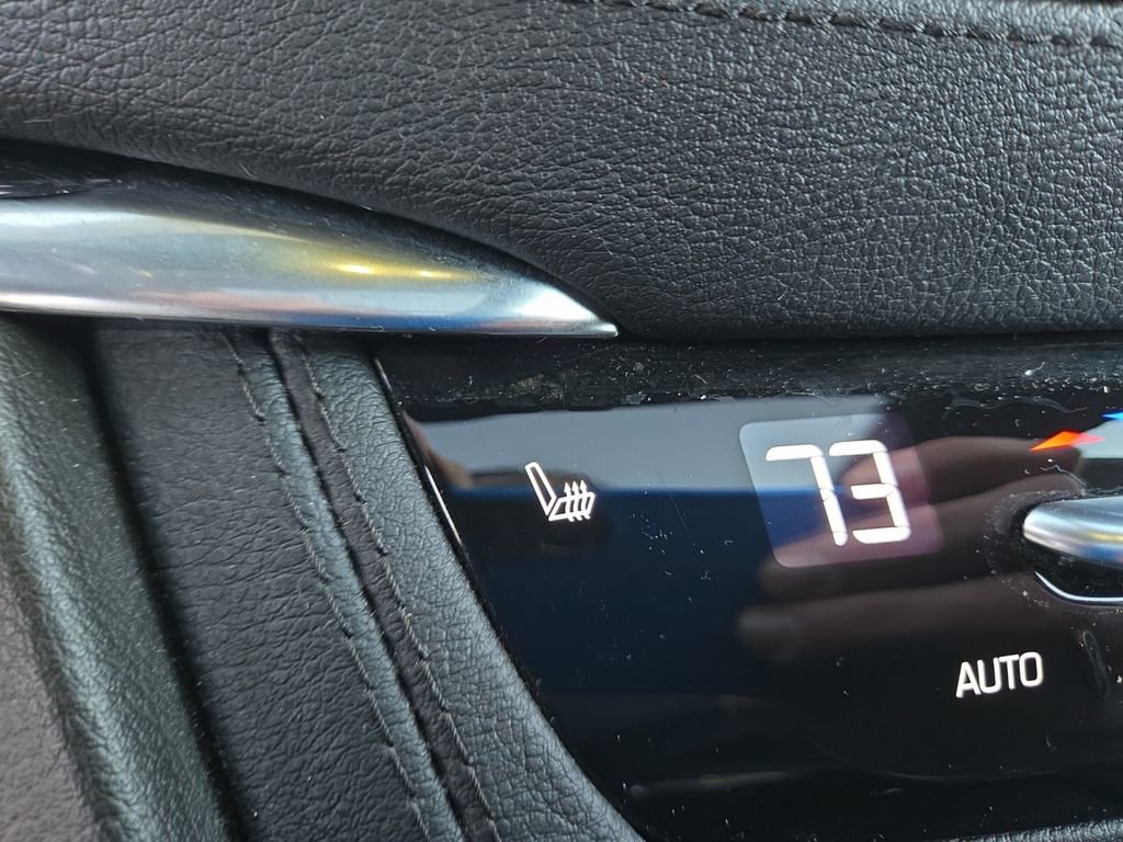 Certified 2023 Cadillac XT5 Premium Luxury w/ Technology Package image 22