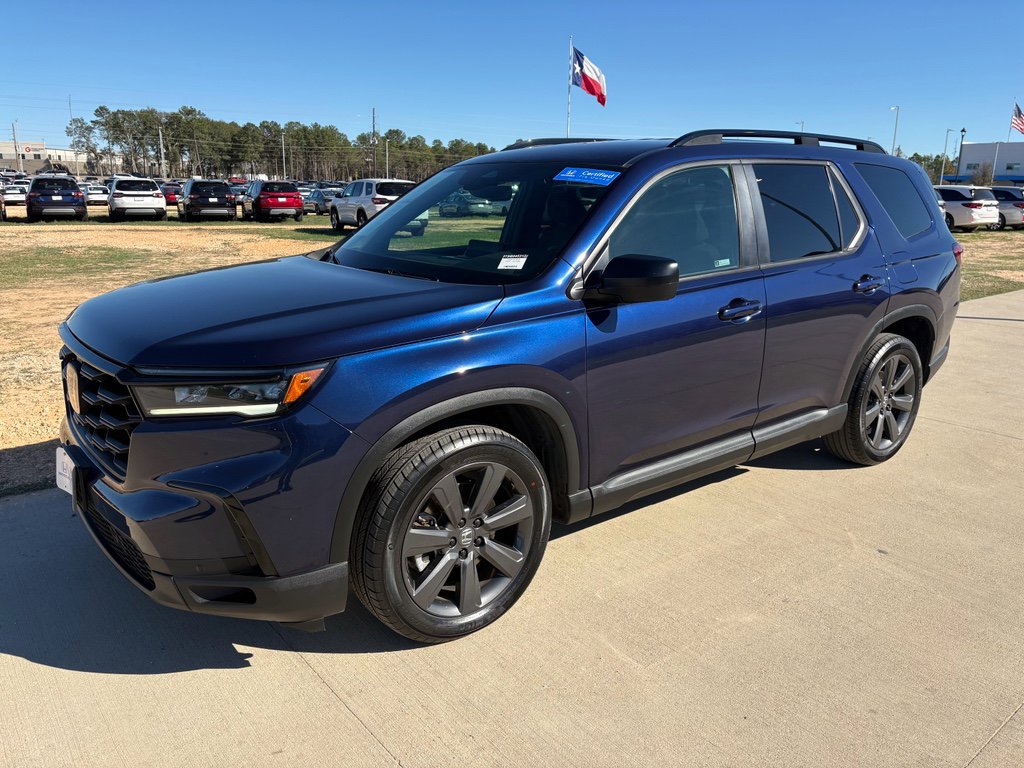 Certified 2024 Honda Pilot Sport image 4