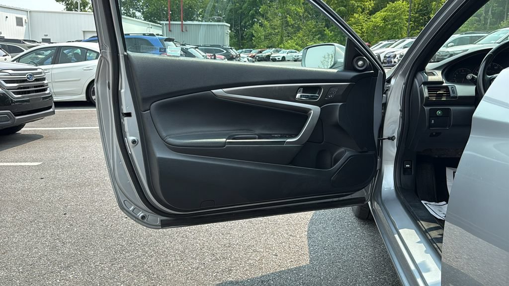 Used 2017 Honda Accord EX-L image 11