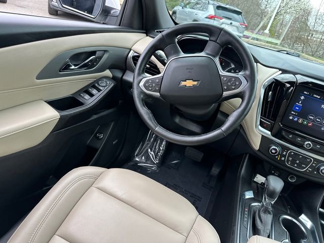 Used 2023 Chevrolet Traverse LT w/ LT Premium Package AWD/4WD image 22