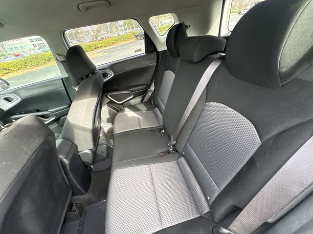 Used 2022 Kia Soul LX image 14