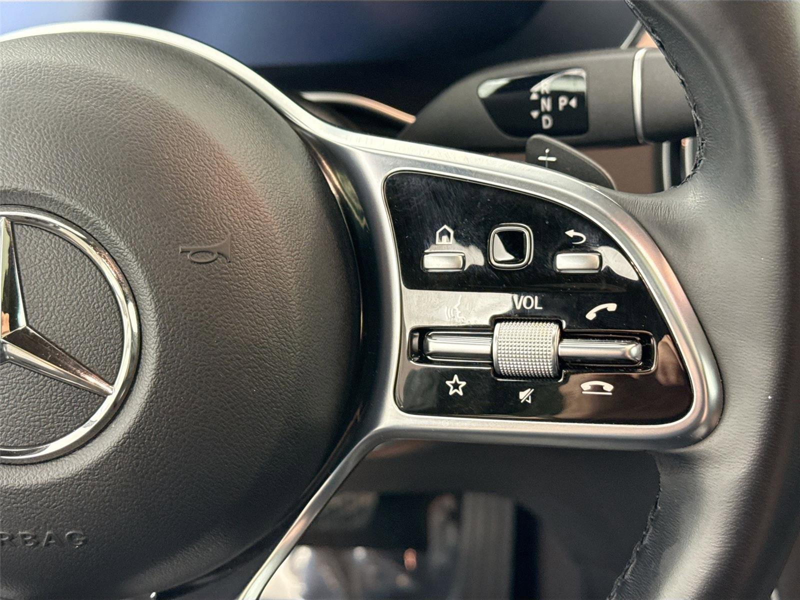 Used 2023 Mercedes-Benz GLC 300 4MATIC Coupe image 20