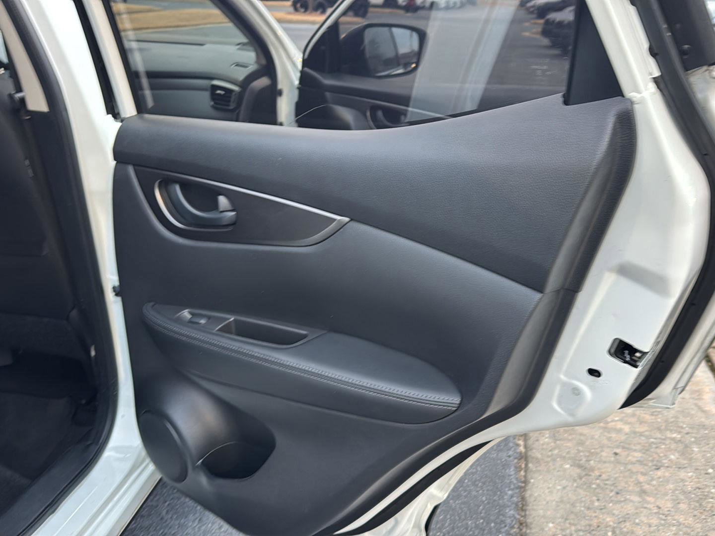 Used 2020 Nissan Rogue Sport S w/ Appearance Package image 13