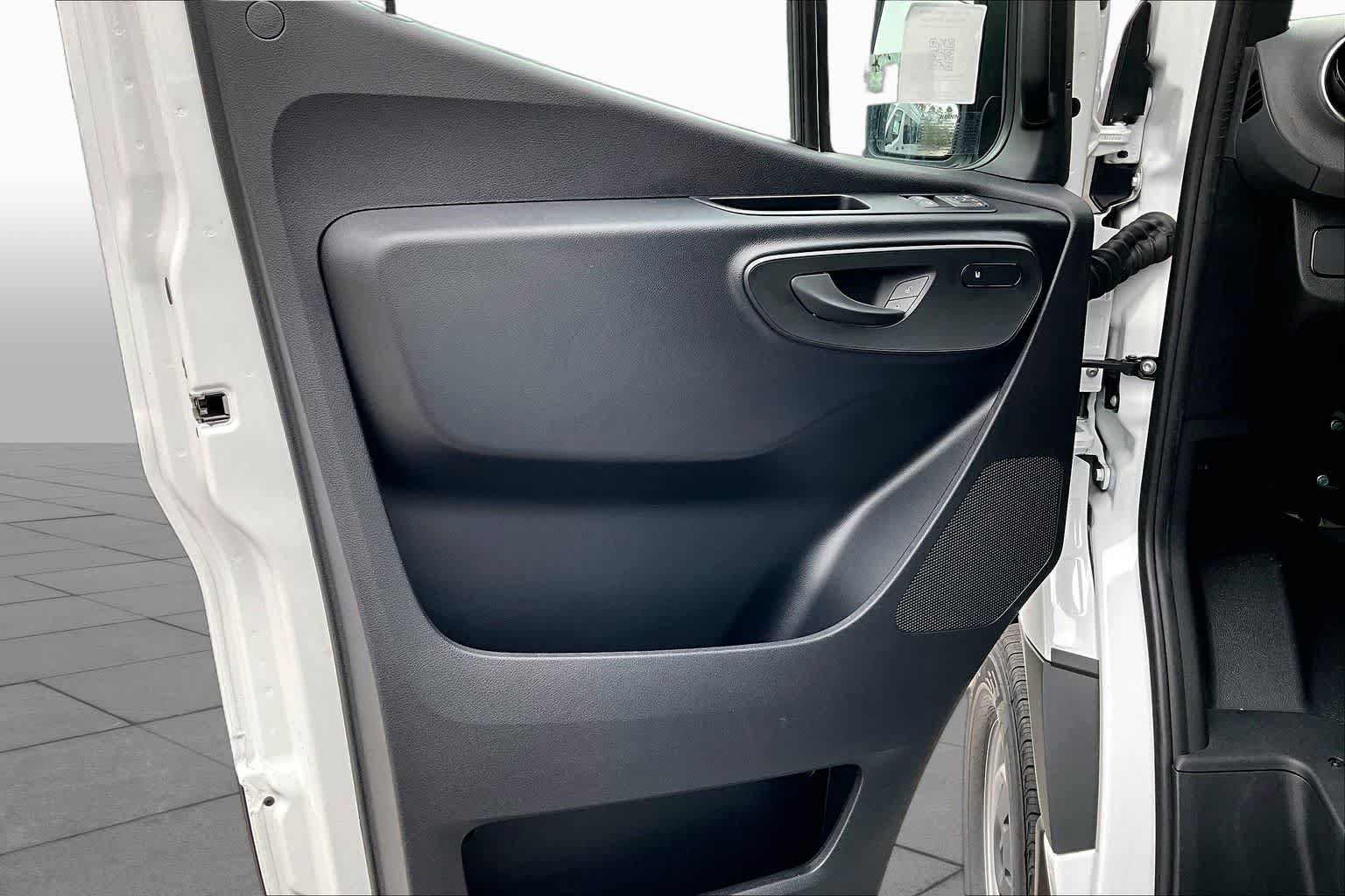 New 2025 Mercedes-Benz Sprinter 2500 image 10
