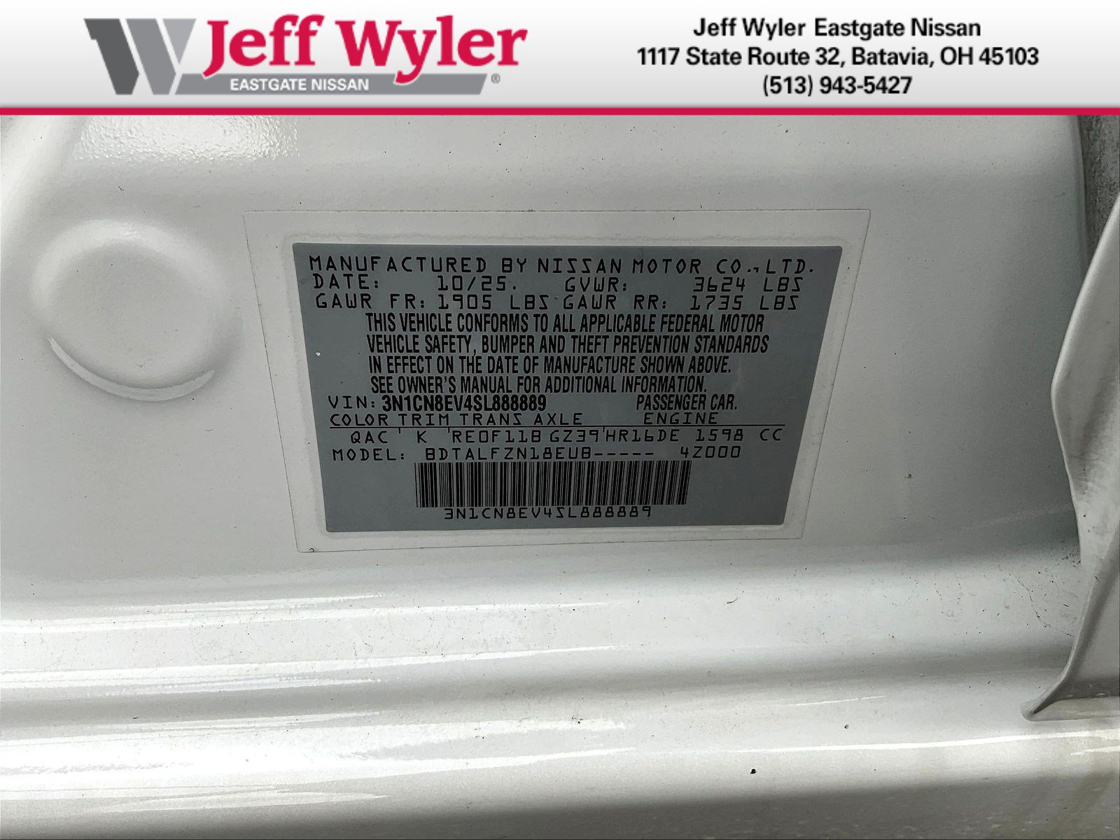 New 2025 Nissan Versa SV w/ Trunk Package FWD image 20