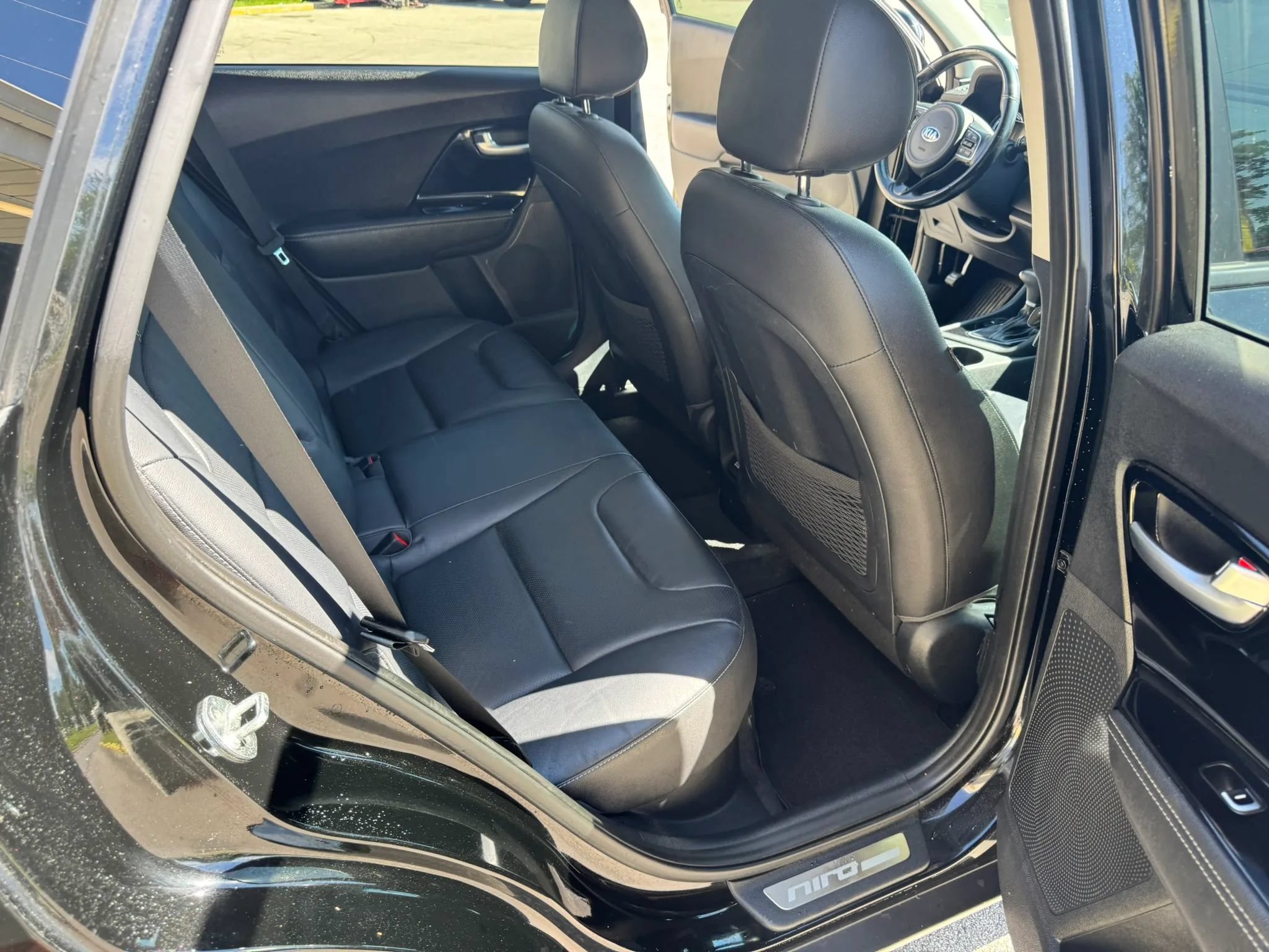 Used 2019 Kia Niro Touring FWD image 22