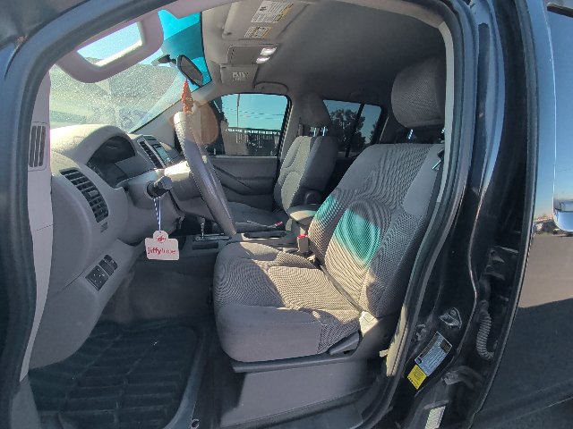 Used 2012 Nissan Frontier SV AWD/4WD image 30
