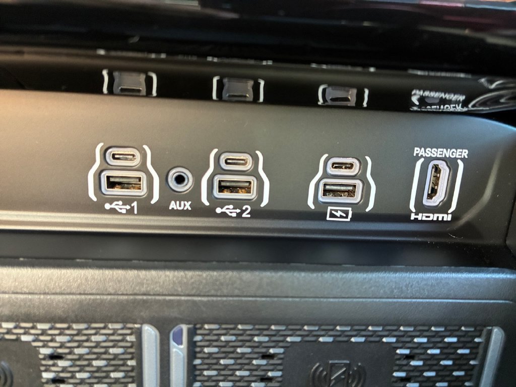 Used 2026 RAM 2500 Limited AWD/4WD image 6
