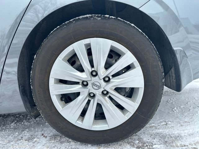 Used 2025 Nissan Sentra S image 28