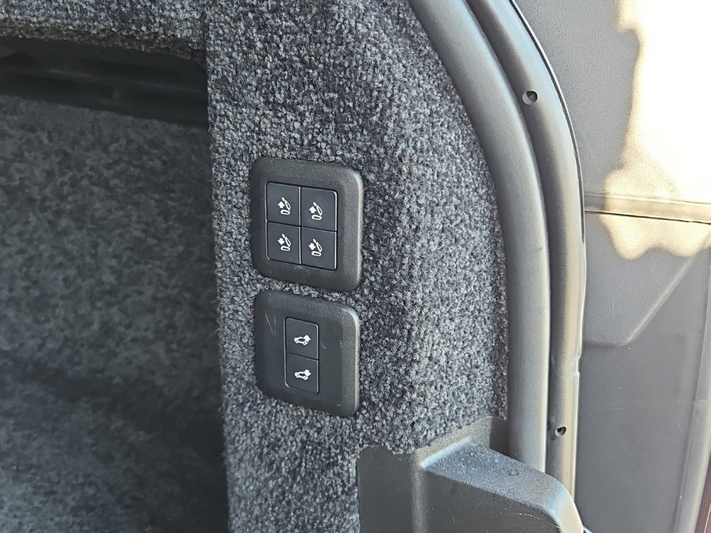 Used 2019 Land Rover Range Rover Supercharged AWD/4WD image 34