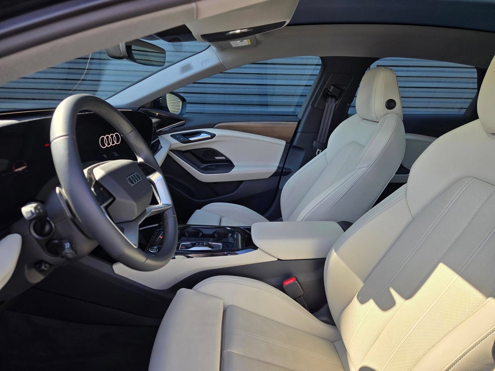 Used 2025 Audi A6 e-tron Prestige w/ Beige Warm Weather Package RWD image 27