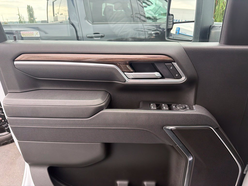 Used 2026 Chevrolet Silverado 2500 LT AWD/4WD image 19