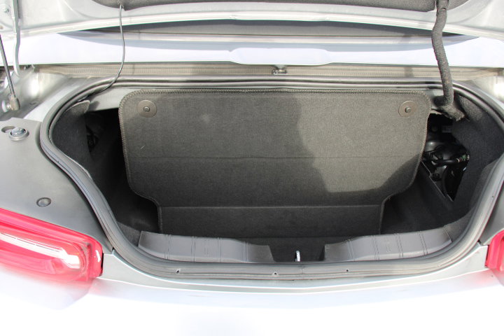 Used 2023 Chevrolet Camaro LT image 18