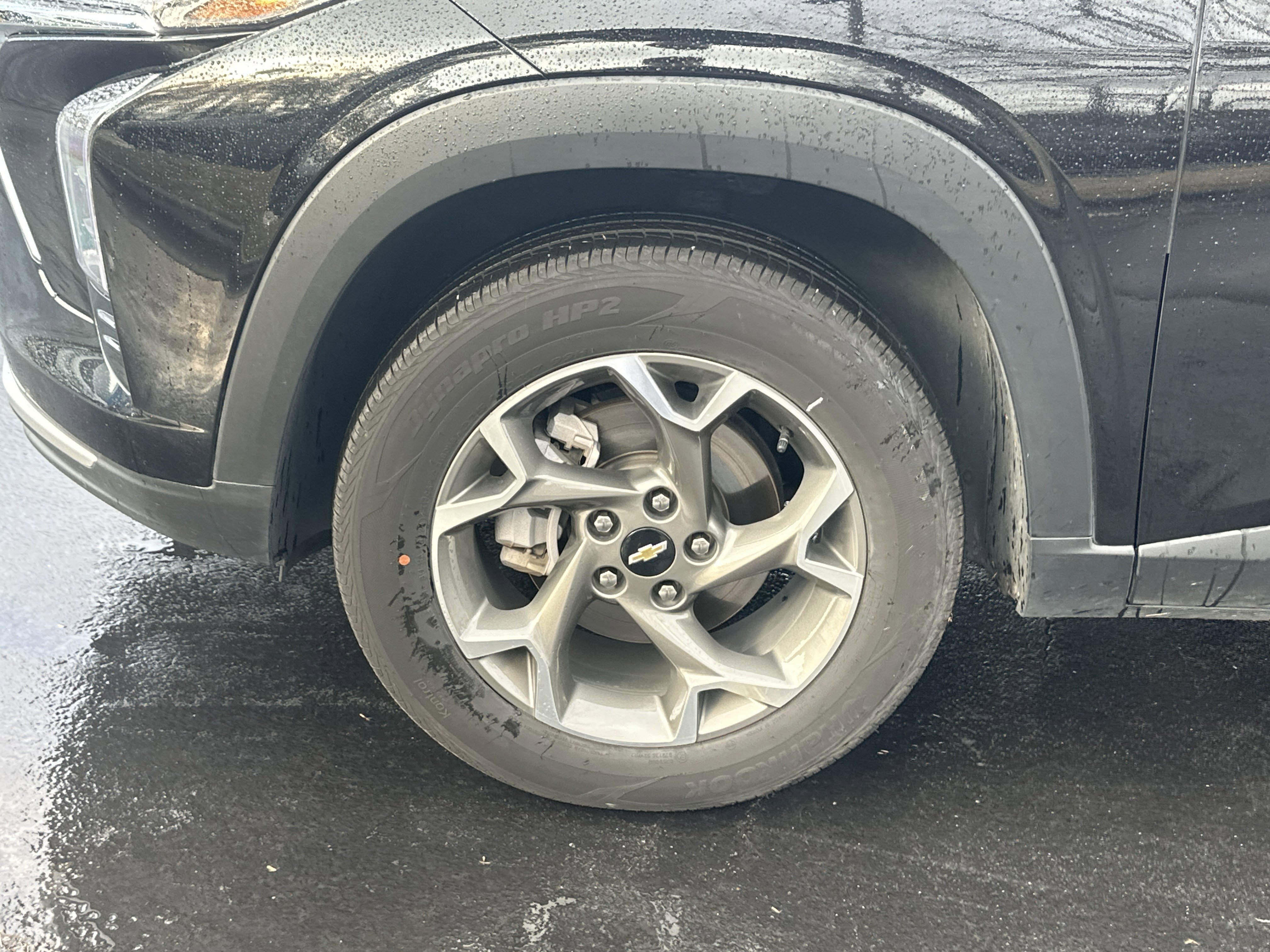 Certified 2025 Chevrolet Trax LT image 13