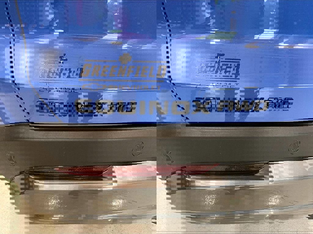 Used 2025 Chevrolet Equinox ACTIV w/ Safety and Technology Package AWD/4WD image 27