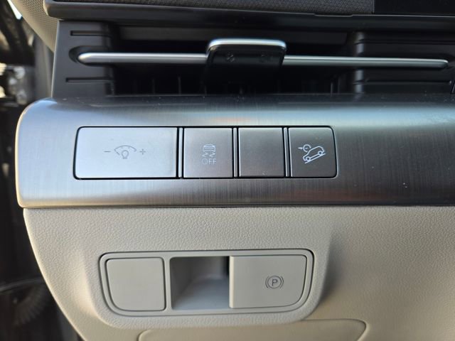 Used 2024 Hyundai Kona SEL FWD image 20