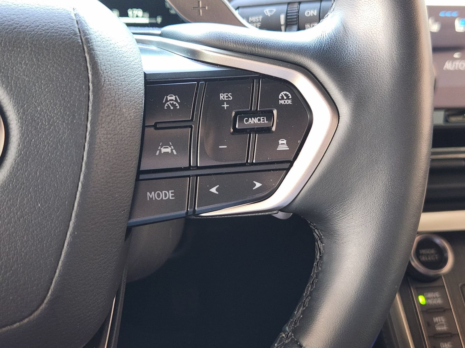 Used 2025 Lexus GX 550 AWD/4WD image 29