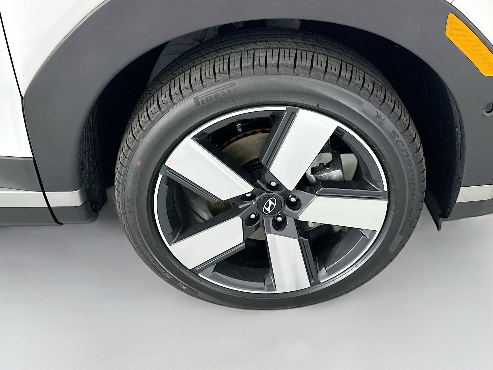 New 2026 Hyundai Santa Fe Limited AWD/4WD image 35