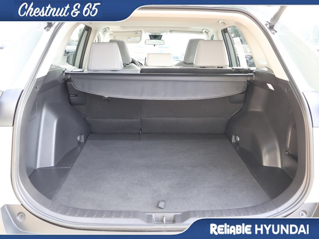 Used 2022 Toyota RAV4 XLE Premium AWD/4WD image 14