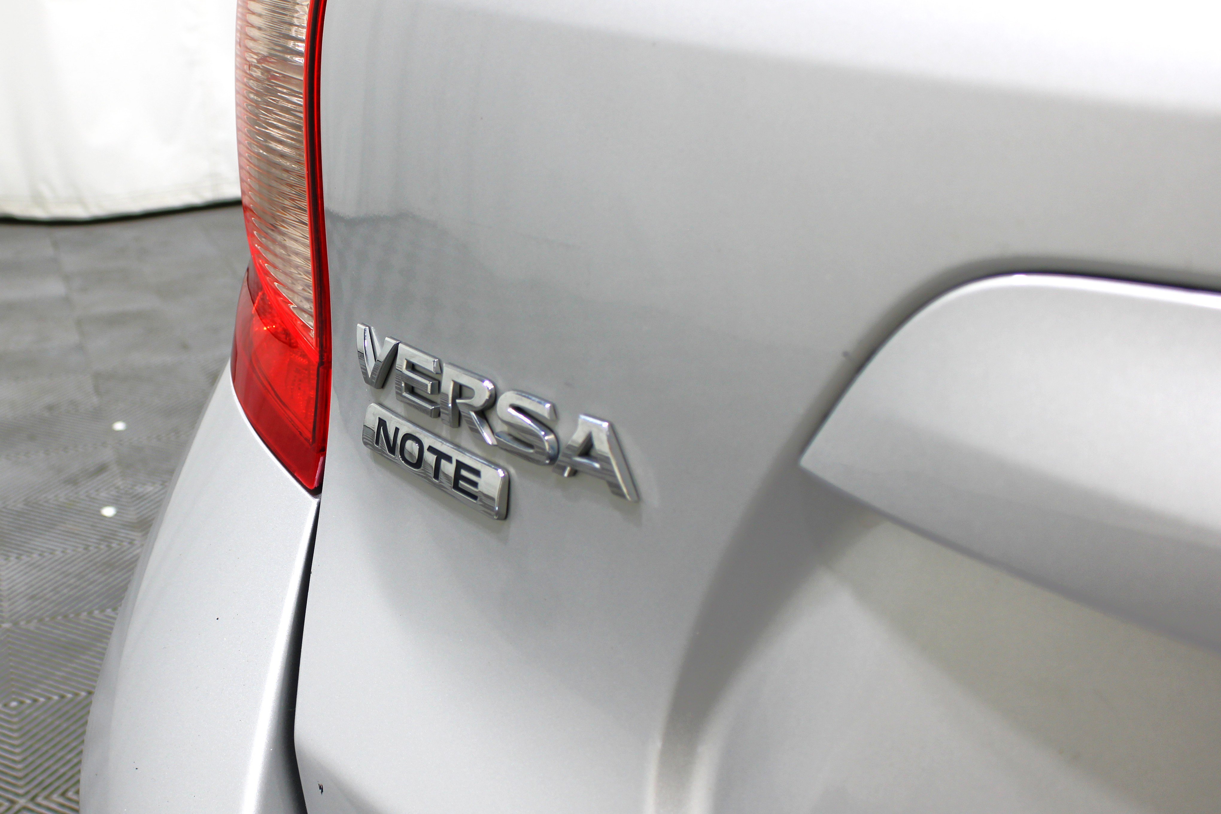 Used 2014 Nissan Versa Note S Plus FWD image 18