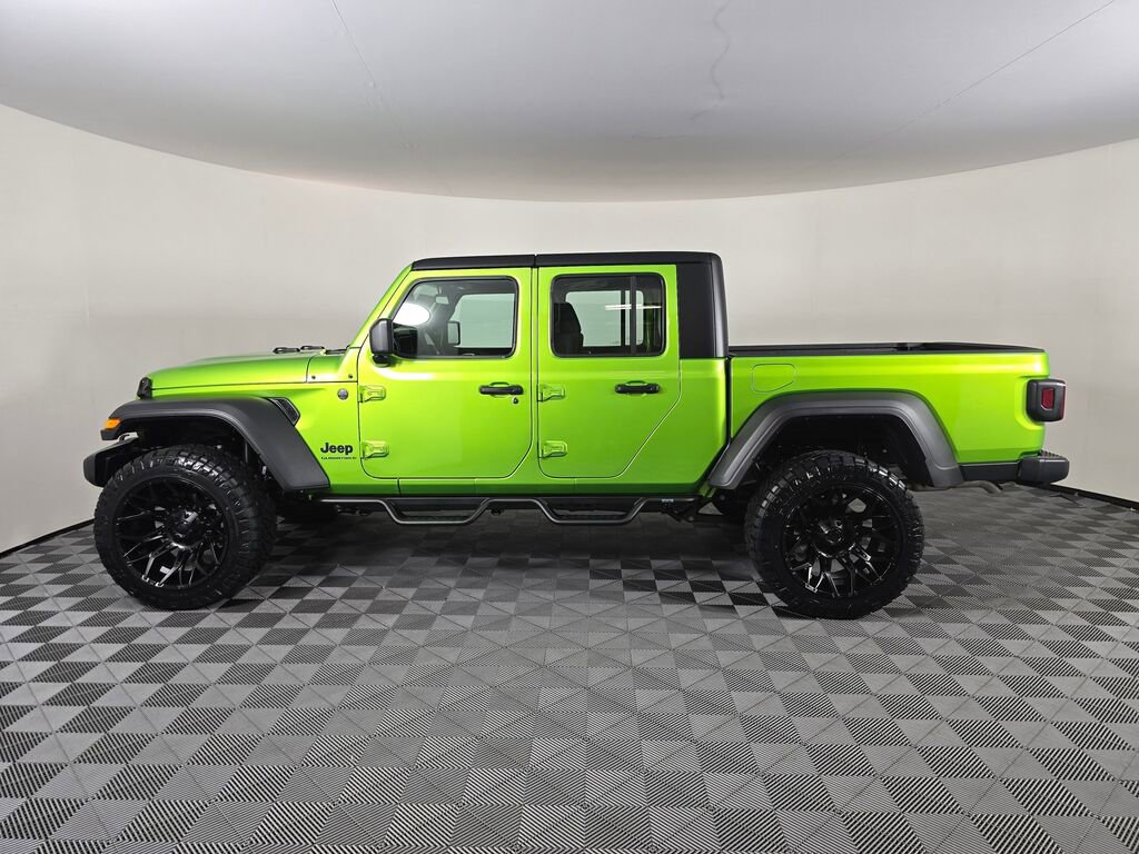 New 2025 Jeep Gladiator Sport image 8