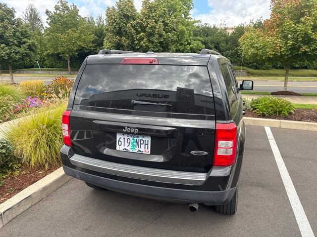Used 2016 Jeep Patriot Sport FWD image 4