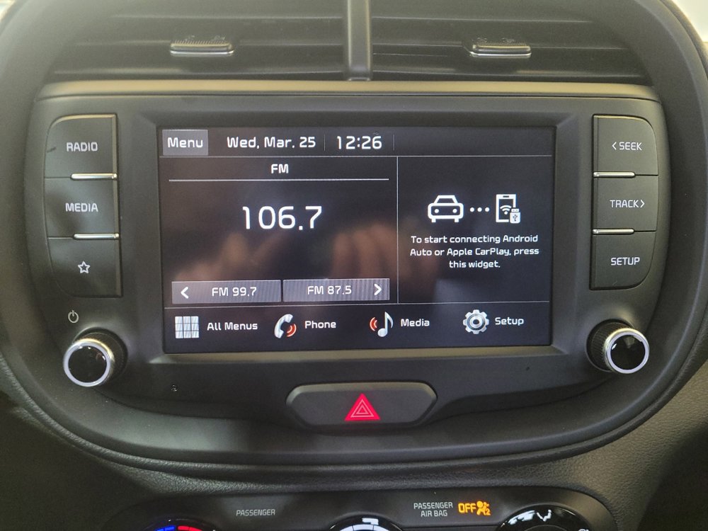 Used 2025 Kia Soul LX FWD image 25