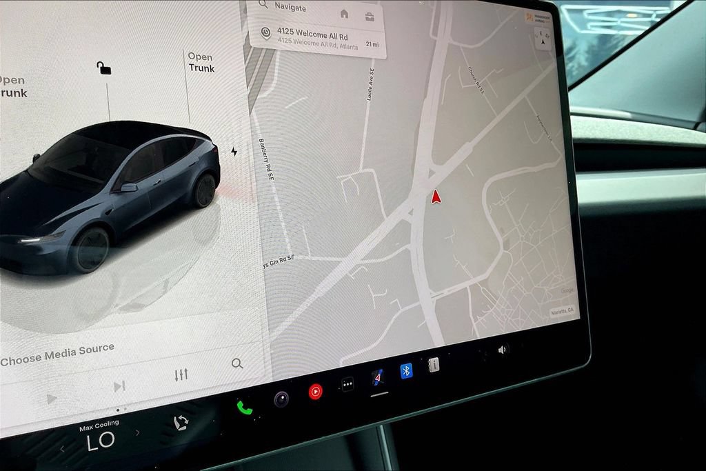 Used 2026 Tesla Model Y 2WD image 15