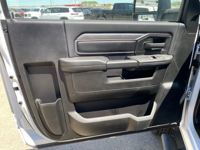 Used 2025 RAM 5500 Tradesman AWD/4WD image 8