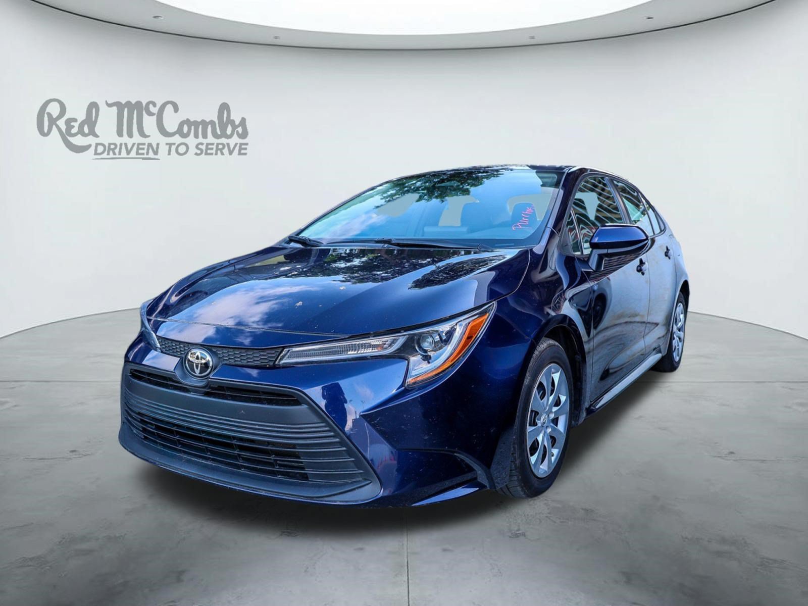 Certified 2025 Toyota Corolla LE FWD image 1