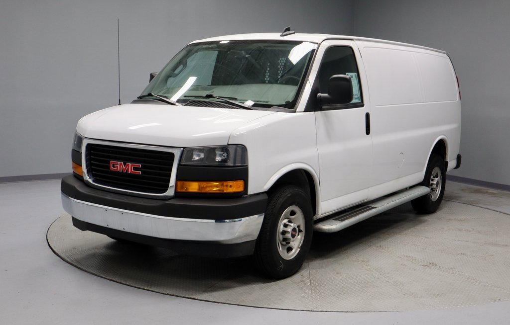 Used 2024 GMC Savana 2500 w/ Driver Convenience Package image 6
