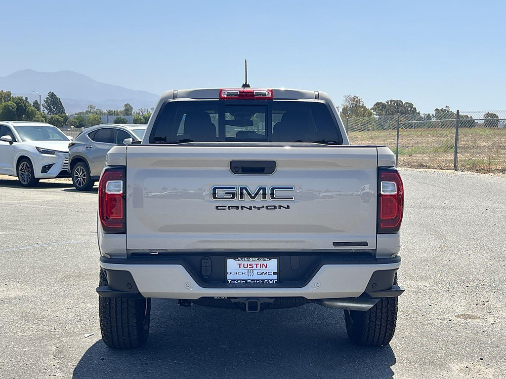 New 2026 GMC Canyon Elevation w/ LPO, Black Badging Package RWD image 4