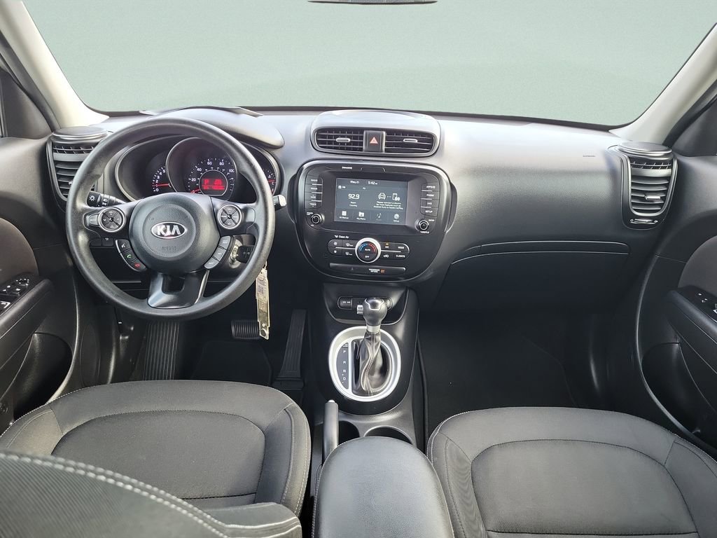 Used 2019 Kia Soul + FWD image 11