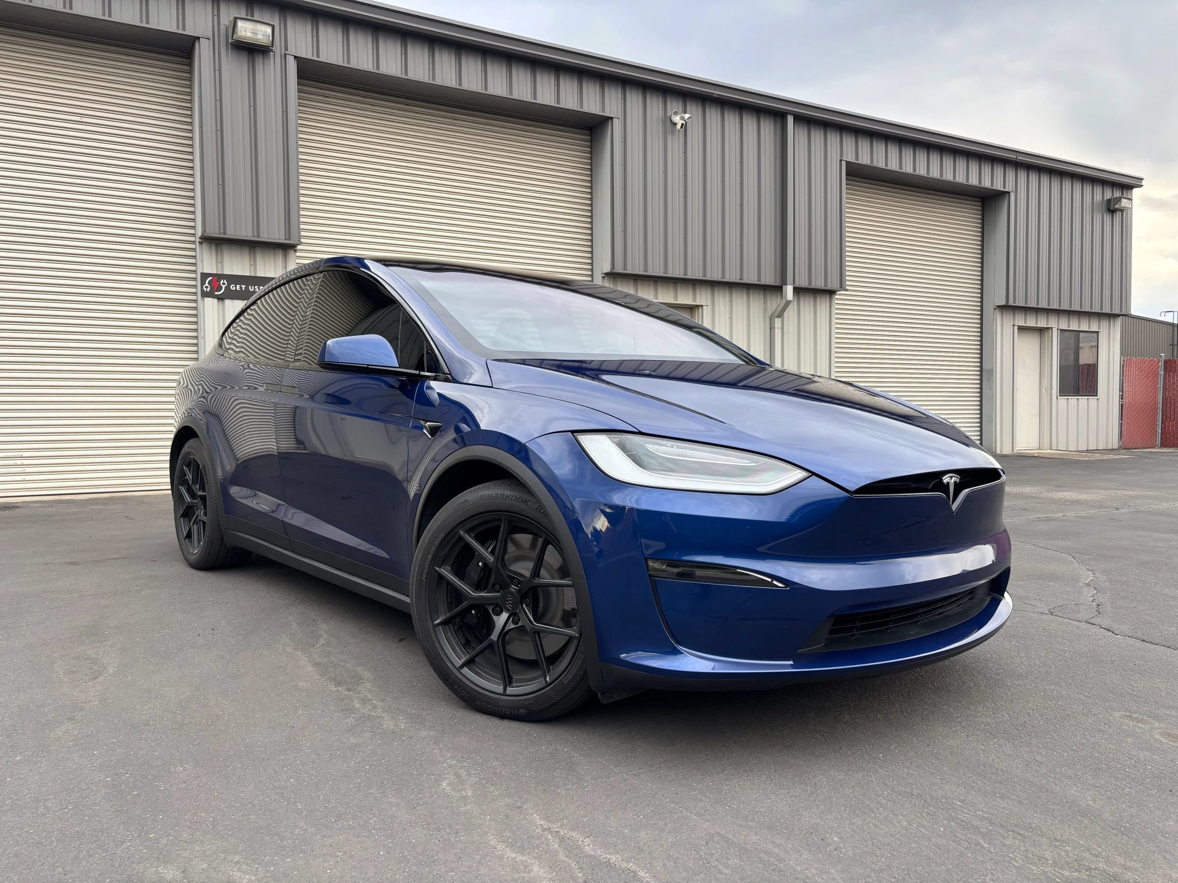 Used 2023 Tesla Model X AWD/4WD image 2
