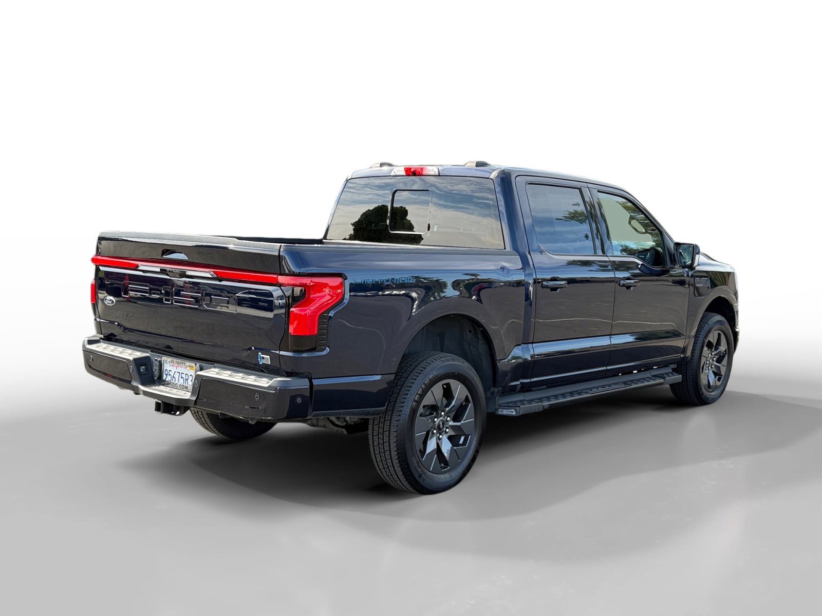 Certified 2022 Ford F150 Lightning Lariat image 5