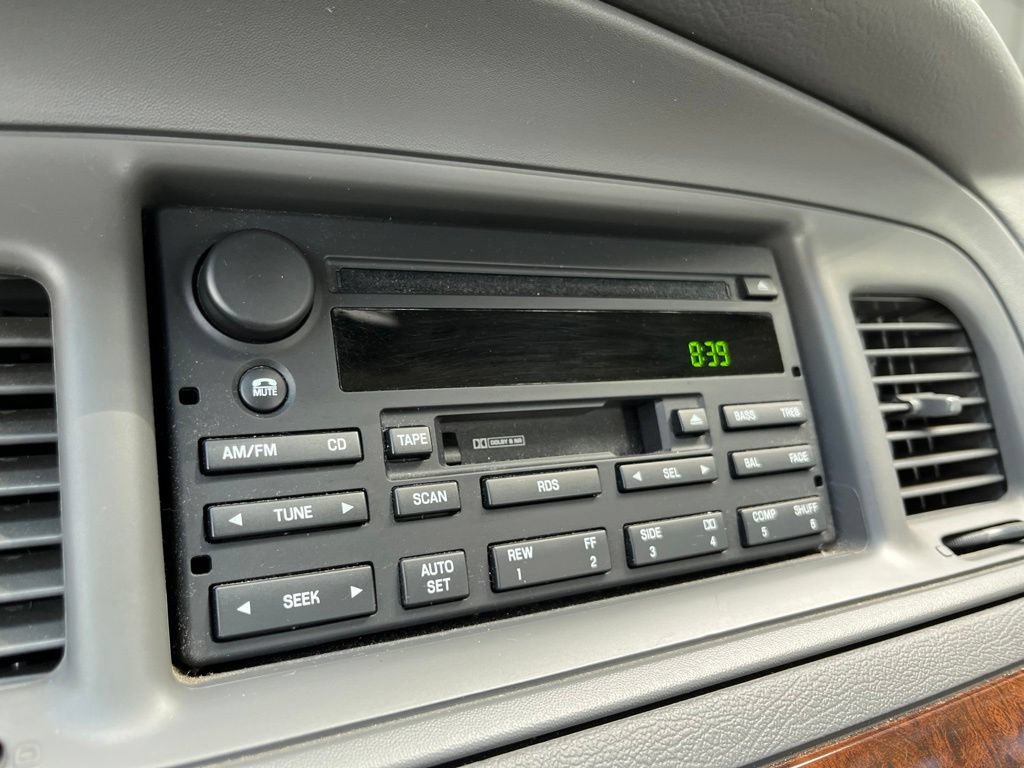 Used 2005 Mercury Grand Marquis LS RWD image 5