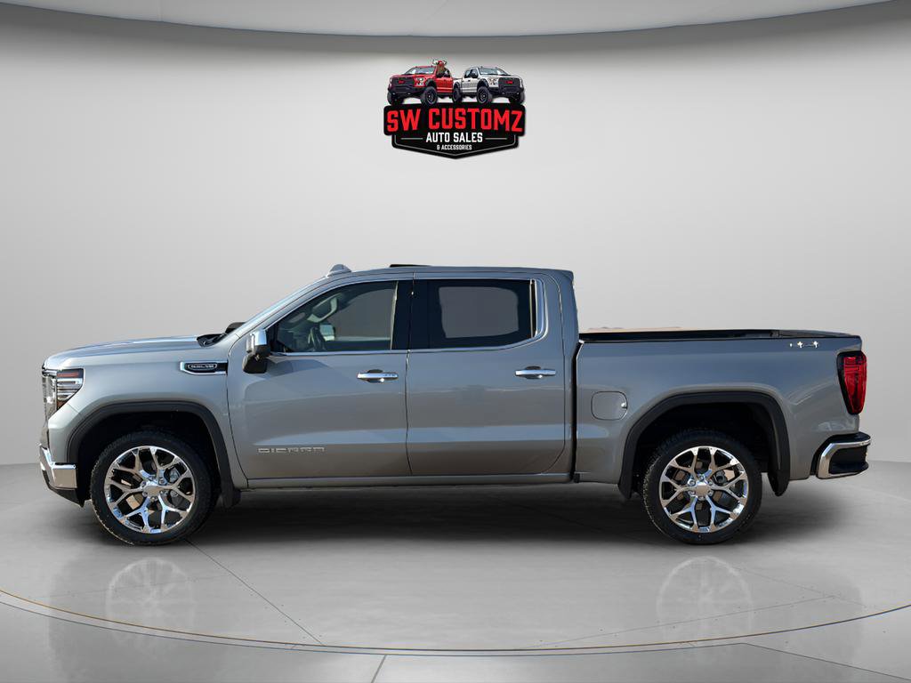 Used 2025 GMC Sierra 1500 SLT image 3
