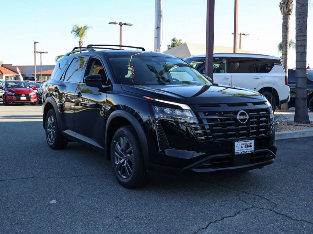 New 2026 Nissan Pathfinder SV video 2