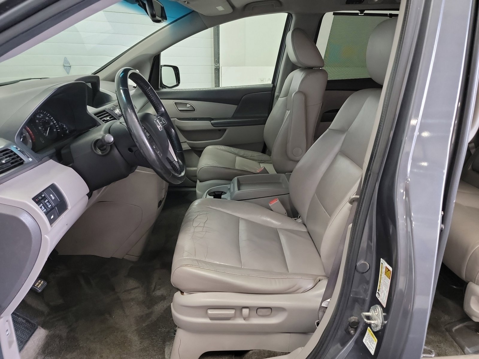 Used 2011 Honda Odyssey EX-L image 12