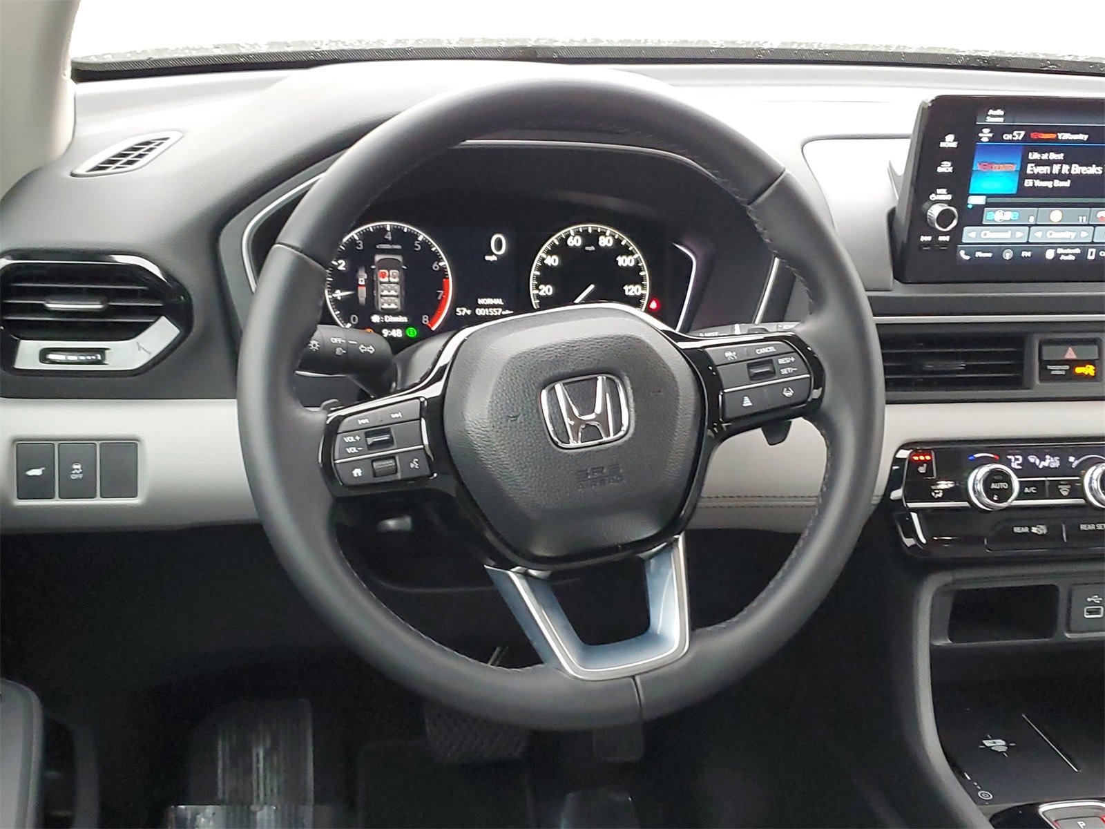 Used 2025 Honda Pilot EX-L image 11